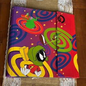Vintage Looney Tunes Marvin the Martian 3 ring Binder With Folder